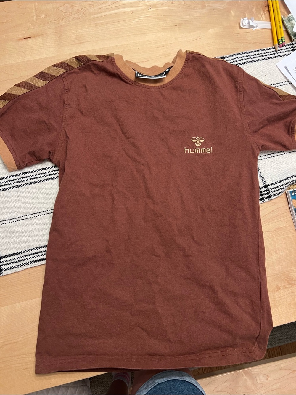 Hummel Two-Tone Brown Tee with Contrast Neck
